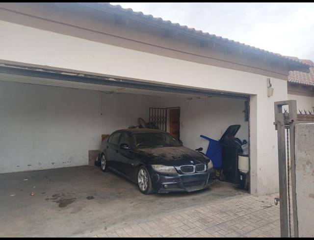 4 BEDROOM HOUSE FOR SALE IN WINDMILL PARK